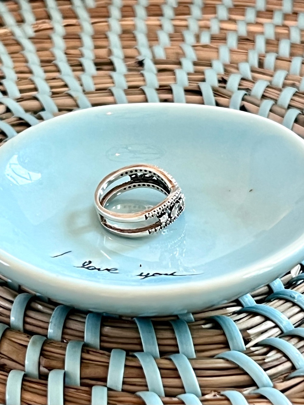 Pandora Silver V-Shape Ring with Clear Stones - Picture 3 of 4